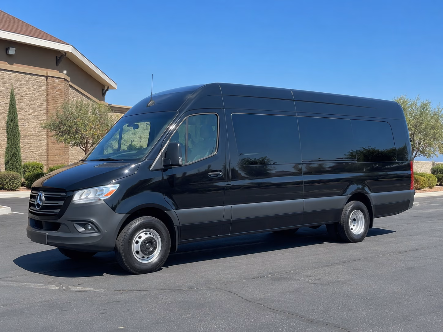 sterling heights 12 passenger sprinter van