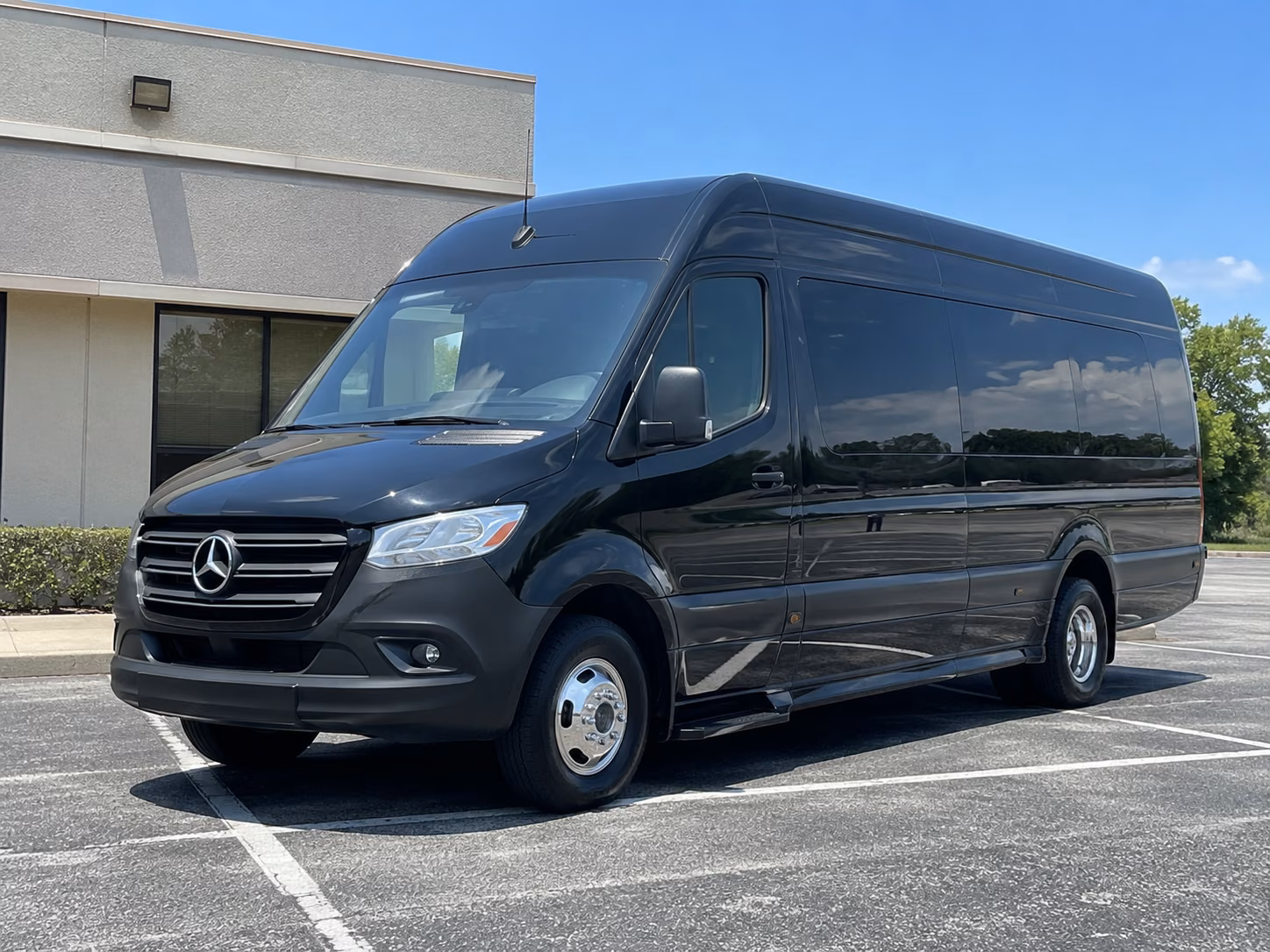 sterling heights 18 passenger sprinter van