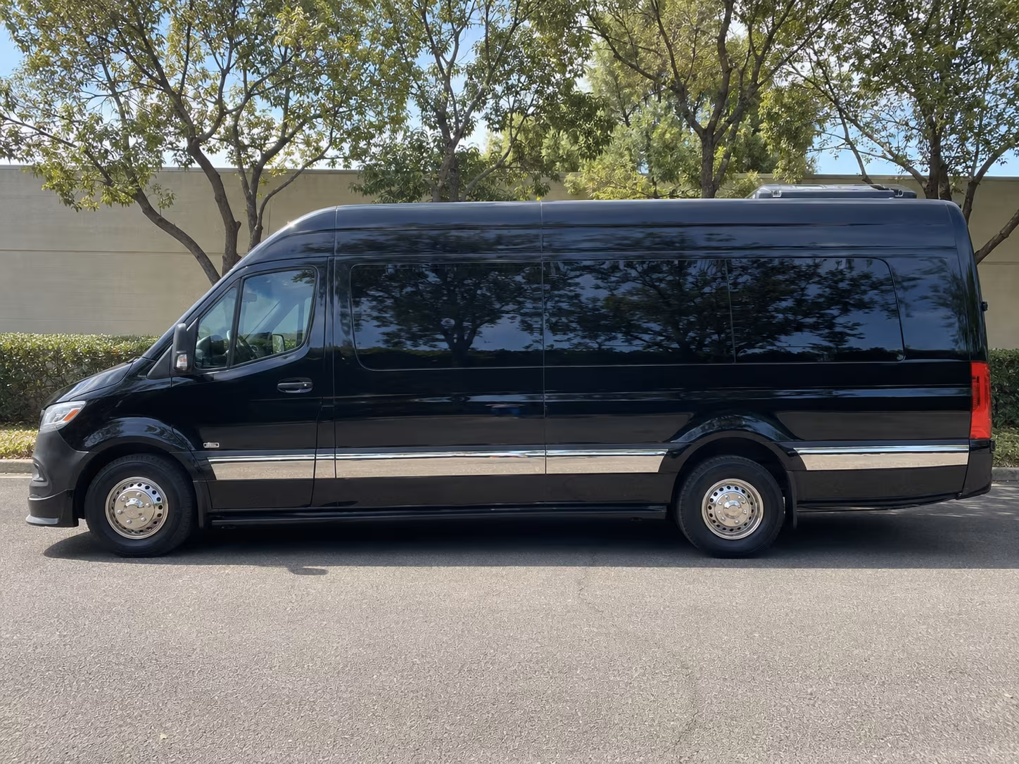 sterling heights sprinter limousine